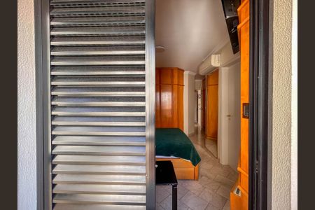 Apartamento à venda com 198m², 3 quartos e 4 vagas Apartamento à venda com 198m², 3 quartos e 4 vagasVaranda da Suíte