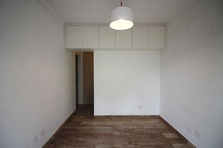 Apartamento à venda com 225m², 4 quartos e 3 vagasQuarto 2