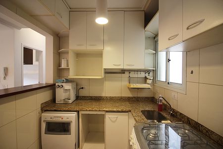 Apartamento à venda com 225m², 4 quartos e 3 vagasCozinha