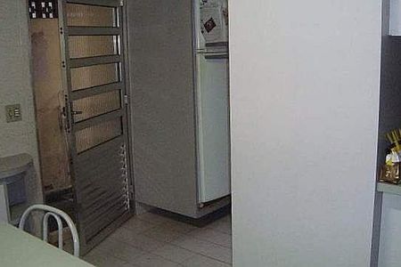 Casa à venda com 130m², 3 quartos e 2 vagas