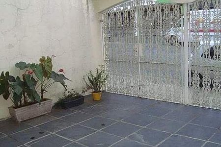 Casa à venda com 130m², 3 quartos e 2 vagas