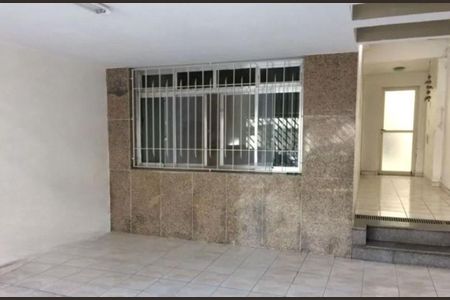 Casa à venda com 135m², 3 quartos e 2 vagas