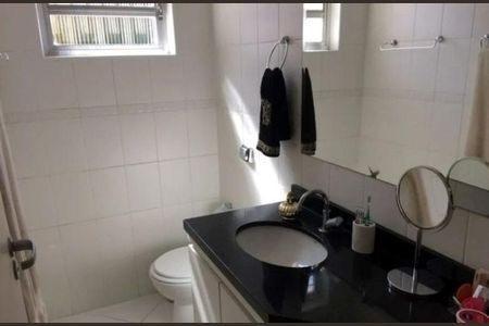 Casa à venda com 135m², 3 quartos e 2 vagas