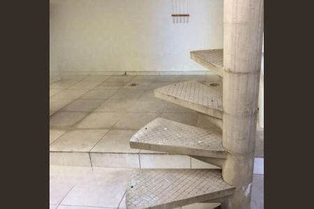 Casa à venda com 135m², 3 quartos e 2 vagas