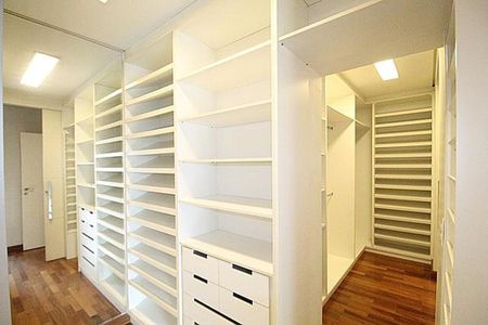 Apartamento à venda com 220m², 3 quartos e 5 vagas