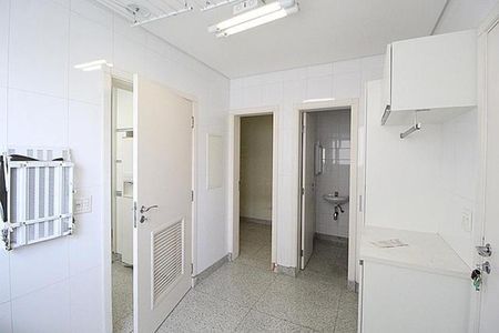 Apartamento à venda com 220m², 3 quartos e 5 vagas