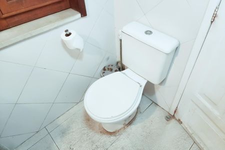 Apartamento à venda com 138m², 4 quartos e 1 vaga Apartamento à venda com 138m², 4 quartos e 1 vagaBanheiro da Suíte 2