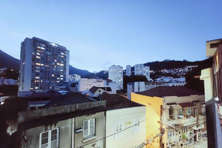 Apartamento à venda com 138m², 4 quartos e 1 vaga Apartamento à venda com 138m², 4 quartos e 1 vagaVista