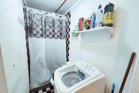 Apartamento à venda com 138m², 4 quartos e 1 vaga Apartamento à venda com 138m², 4 quartos e 1 vagaBanheiro de Serviço