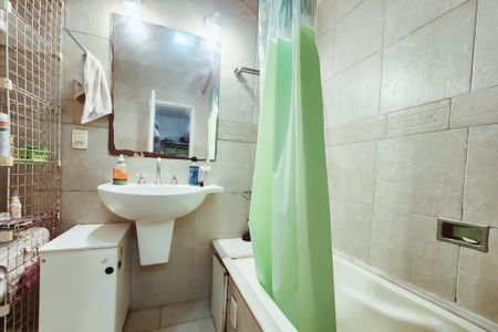 Apartamento à venda com 138m², 4 quartos e 1 vaga Apartamento à venda com 138m², 4 quartos e 1 vagaBanheiro da Suíte 1