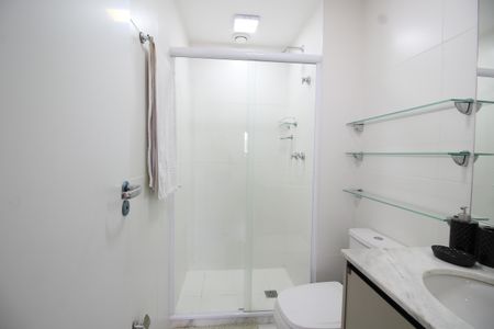 Apartamento à venda com 65m², 2 quartos e 1 vagaBanheiro Social