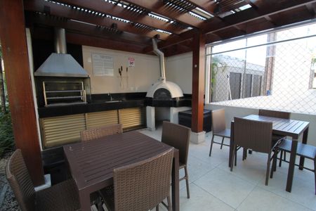 Apartamento à venda com 65m², 2 quartos e 1 vagaChurrasqueira