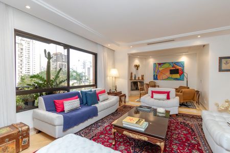 Apartamento à venda com 275m², 4 quartos e 7 vagas Apartamento à venda com 275m², 4 quartos e 7 vagasSala