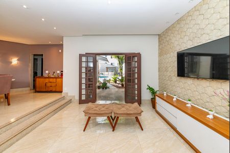 Casa à venda com 453m², 4 quartos e 2 vagasSala 1
