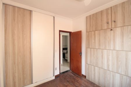 Apartamento à venda com 120m², 3 quartos e 1 vagaQuarto 2