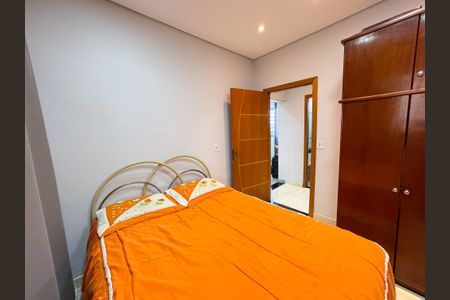 Casa à venda com 250m², 3 quartos e 3 vagasQuarto 2