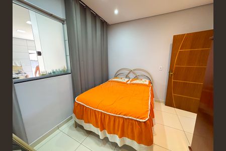 Casa à venda com 250m², 3 quartos e 3 vagasQuarto 2