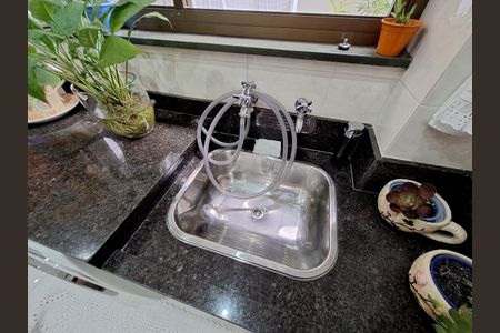 Casa à venda com 311m², 4 quartos e 6 vagasÁrea de Serviço