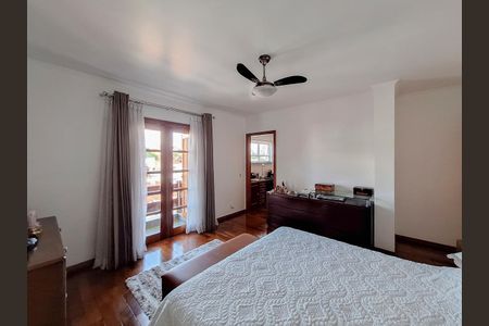 Casa à venda com 311m², 4 quartos e 6 vagasQuarto 4