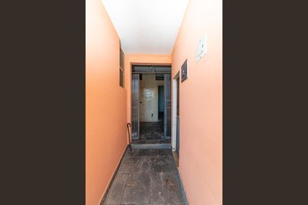 Casa à venda com 250m², 4 quartos e 4 vagas Casa à venda com 250m², 4 quartos e 4 vagasÁrea de Serviço