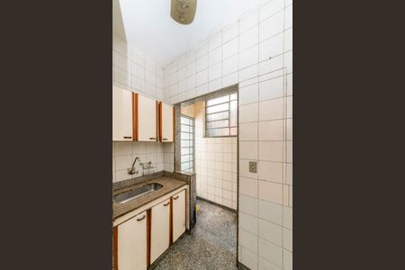Casa à venda com 250m², 4 quartos e 4 vagas Casa à venda com 250m², 4 quartos e 4 vagasCozinha
