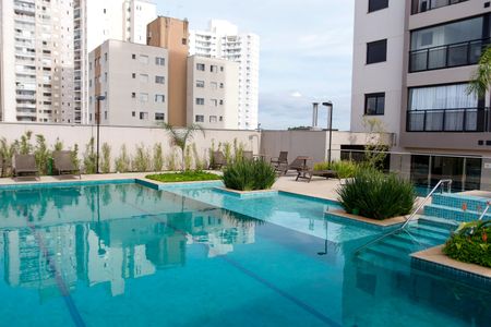 Apartamento à venda com 30m², 1 quarto e sem vagaÁrea comum - Piscina