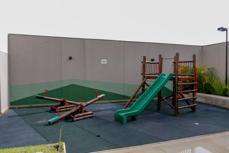 Apartamento à venda com 30m², 1 quarto e sem vagaÁrea comum - Playground