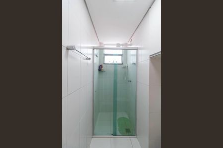 Apartamento à venda com 137m², 2 quartos e 2 vagas Apartamento à venda com 137m², 2 quartos e 2 vagasBanheiro social