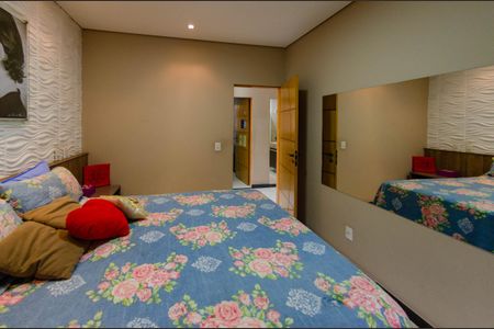 Casa à venda com 270m², 3 quartos e 4 vagasSuíte