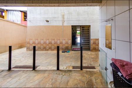 Casa à venda com 270m², 3 quartos e 4 vagasÁrea de serviço