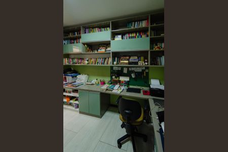 Casa à venda com 270m², 3 quartos e 4 vagasQuarto 2