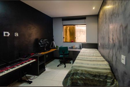 Casa à venda com 270m², 3 quartos e 4 vagasQuarto 1