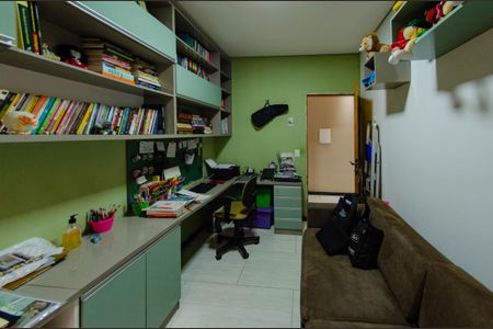 Casa à venda com 270m², 3 quartos e 4 vagasQuarto 2