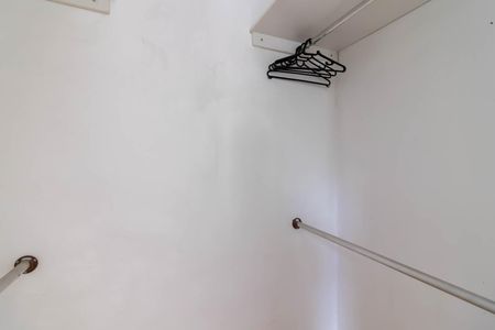 Apartamento à venda com 95m², 3 quartos e 1 vaga Apartamento à venda com 95m², 3 quartos e 1 vagaSuíte - Closet