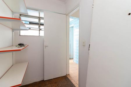 Apartamento à venda com 95m², 3 quartos e 1 vaga Apartamento à venda com 95m², 3 quartos e 1 vagaQuarto de Serviço