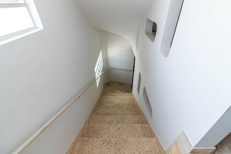 Apartamento à venda com 95m², 3 quartos e 1 vaga Apartamento à venda com 95m², 3 quartos e 1 vagaCorredor de Entrada - Escada