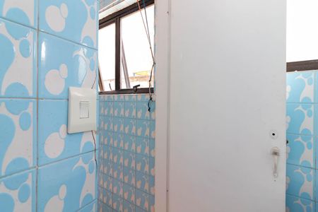 Apartamento à venda com 95m², 3 quartos e 1 vaga Apartamento à venda com 95m², 3 quartos e 1 vagaBanheiro de Serviço