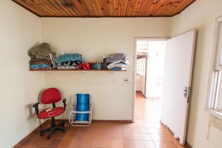 Casa à venda com 300m², 3 quartos e 3 vagas Casa à venda com 300m², 3 quartos e 3 vagasQuarto de serviço