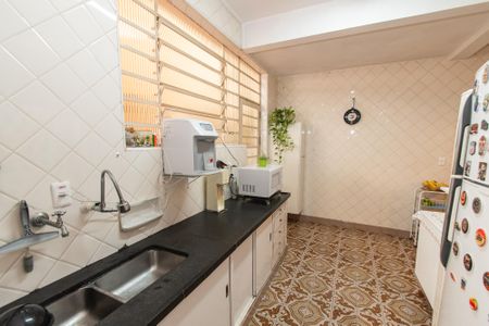 Casa à venda com 300m², 3 quartos e 3 vagas Casa à venda com 300m², 3 quartos e 3 vagasCozinha