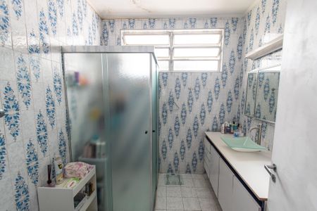 Casa à venda com 300m², 3 quartos e 3 vagas Casa à venda com 300m², 3 quartos e 3 vagasBanheiro da suíte 1