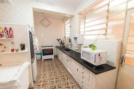Casa à venda com 300m², 3 quartos e 3 vagas Casa à venda com 300m², 3 quartos e 3 vagasCozinha