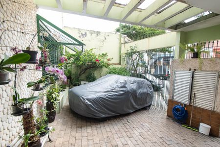 Casa à venda com 300m², 3 quartos e 3 vagas Casa à venda com 300m², 3 quartos e 3 vagasGaragem