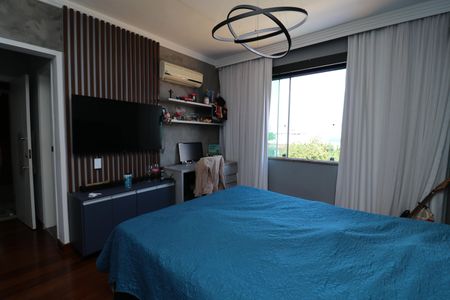 Casa à venda com 450m², 3 quartos e 3 vagasSuíte 1