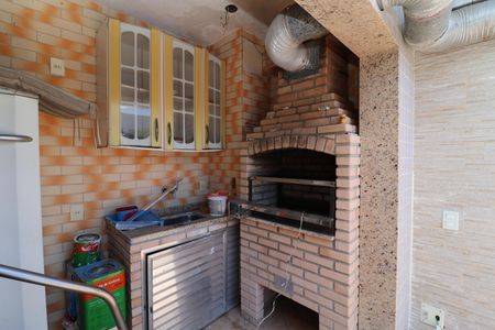 Casa à venda com 450m², 3 quartos e 3 vagasÁrea da Piscina