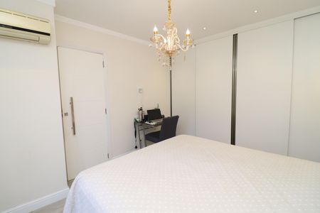 Casa à venda com 450m², 3 quartos e 3 vagasQuarto