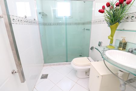 Casa à venda com 450m², 3 quartos e 3 vagasBanheiro Social