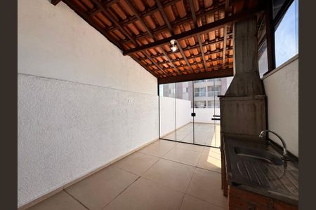 Apartamento à venda com 104m², 2 quartos e 2 vagas Apartamento à venda com 104m², 2 quartos e 2 vagasCobertura