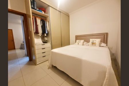 Apartamento à venda com 80m², 2 quartos e 2 vagas Apartamento à venda com 80m², 2 quartos e 2 vagasQuarto 1