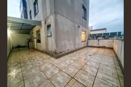 Apartamento à venda com 80m², 2 quartos e 2 vagas Apartamento à venda com 80m², 2 quartos e 2 vagasÁrea comum