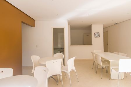 Apartamento à venda com 63m², 2 quartos e 1 vagaÁrea comum - Salão de festas